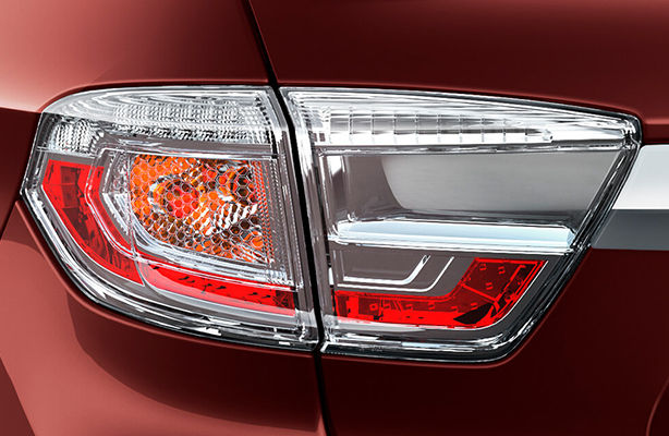 Signature LED Tail Lamps With LED Light Guide
