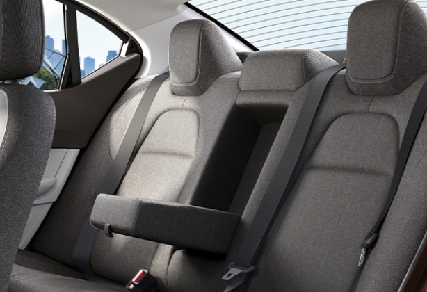 Rear Center Armrest With Cup Holder