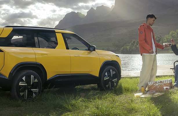 6 Way Powered Driver Seat With Memory & Welcome